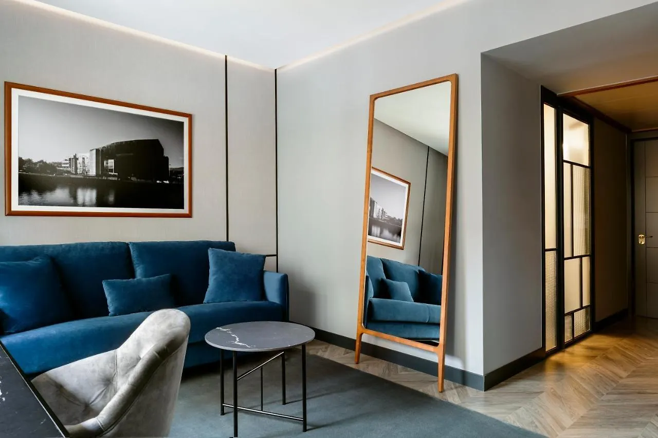 Radisson Collection Bilbao Otel 5*,