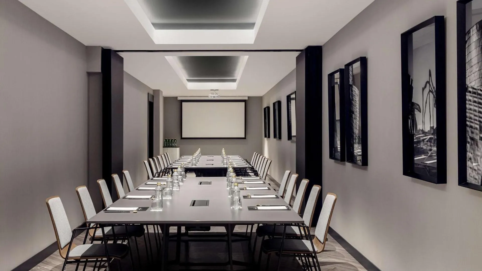 Radisson Collection Bilbao Otel 5*,  İspanya
